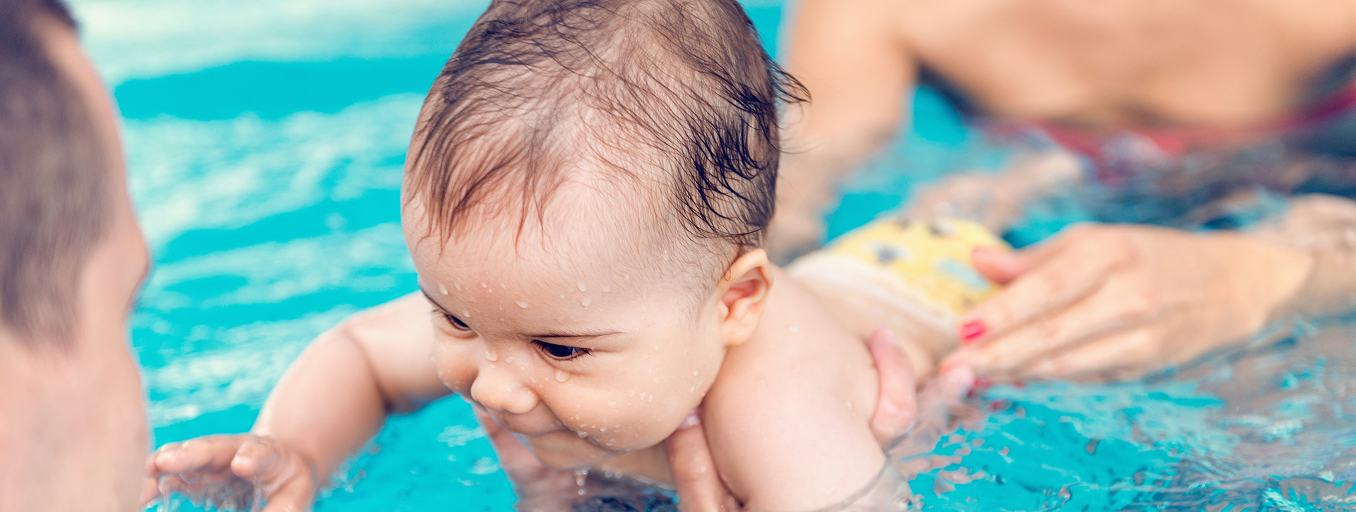 חוג שחייה לתינוקות - מתוק ומצמיח